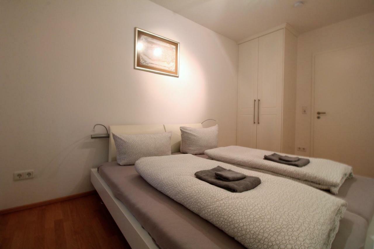 Luxury City Apartment - View Of River And Castle ヴュルツブルク エクステリア 写真
